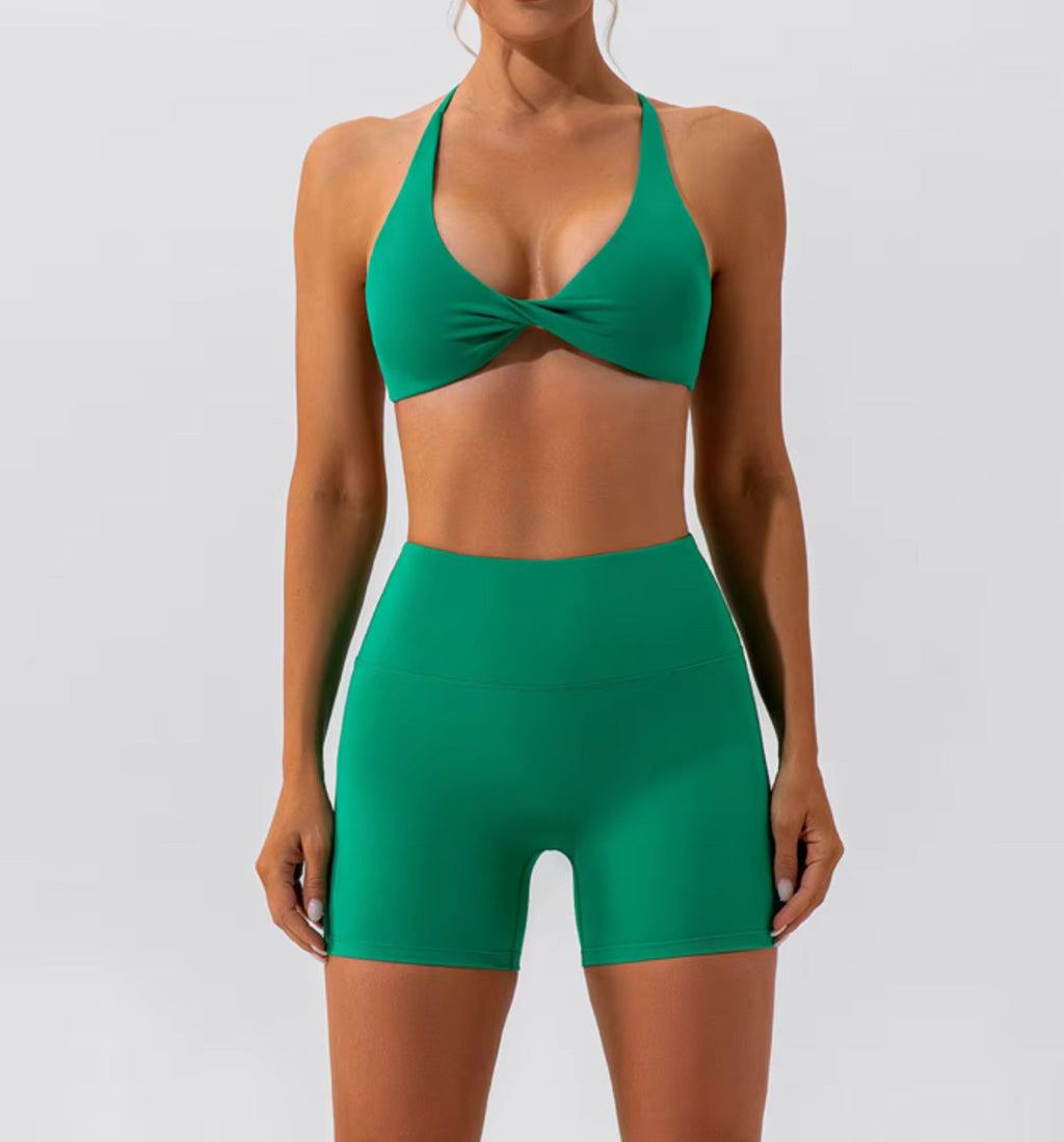 Front Twist Performance Bra