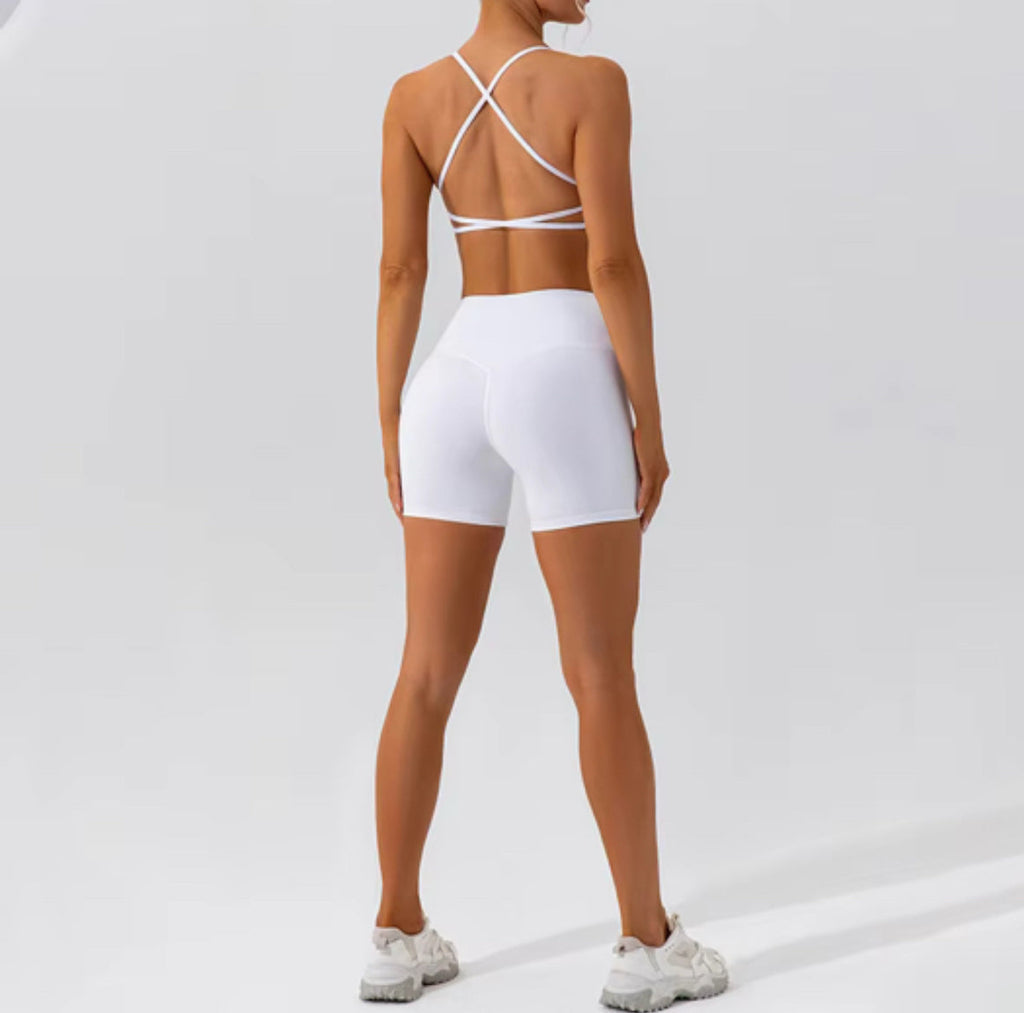Front Twist Performance Bra
