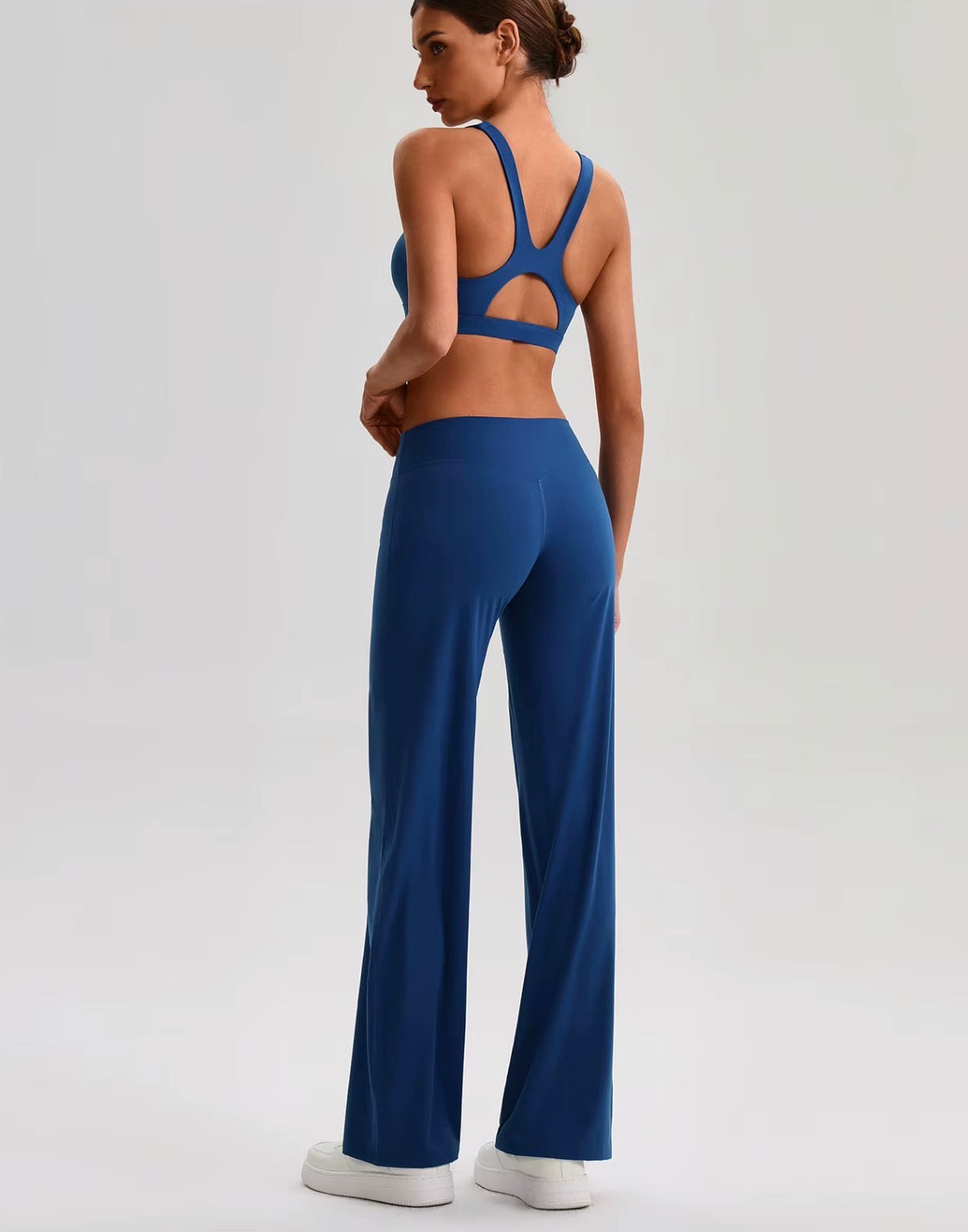 FlexFlow High-Waist Straight Leg Pants